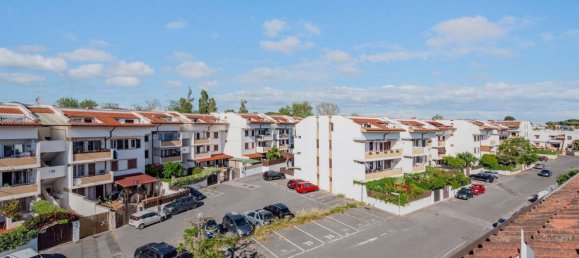 Пентхаус с 2 спальнями в Черветери, Италия № 373479 44