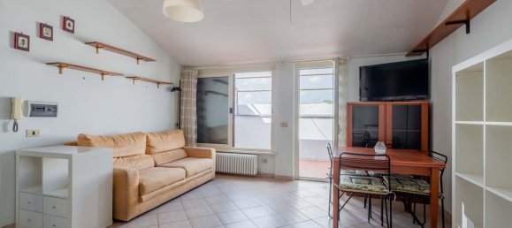 Пентхаус с 2 спальнями в Черветери, Италия № 373479 7