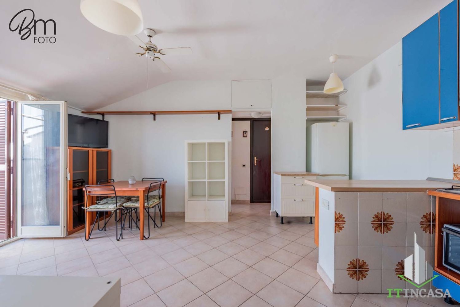 Пентхаус с 2 спальнями в Черветери, Италия № 373479