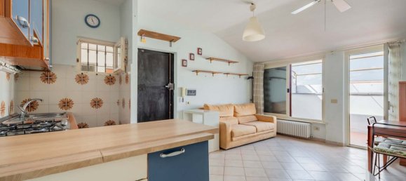 Пентхаус с 2 спальнями в Черветери, Италия № 373479 6