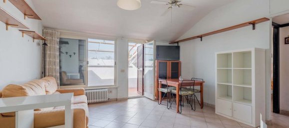 Пентхаус с 2 спальнями в Черветери, Италия № 373479 3