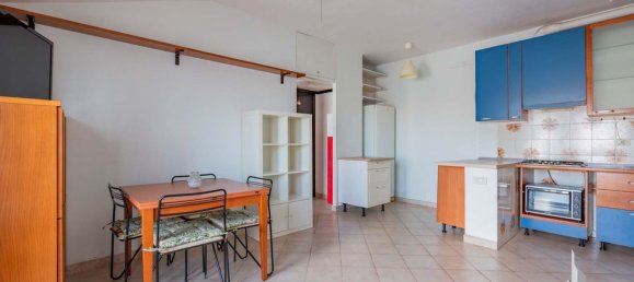 Пентхаус с 2 спальнями в Черветери, Италия № 373479 17