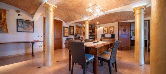 16غرفة فيلا في Novi di Modena, Italy رقم 25493 21