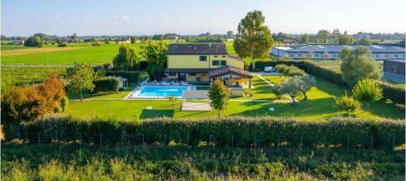 16غرفة فيلا في Novi di Modena, Italy رقم 25493 48