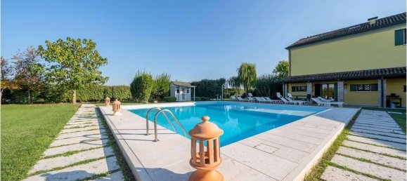 16غرفة فيلا في Novi di Modena, Italy رقم 25493 43