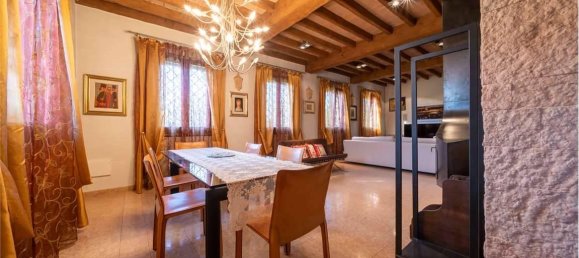 16غرفة فيلا في Novi di Modena, Italy رقم 25493 5