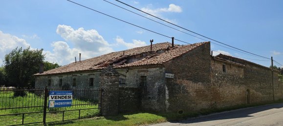 Дом с 9 комнатами в Падуя, Италия № 155878 7