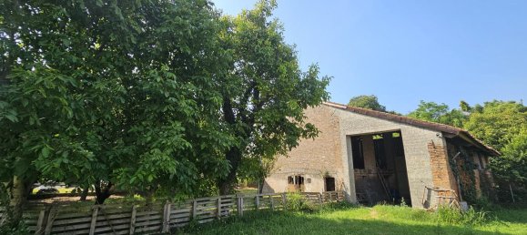 Дом с 9 комнатами в Падуя, Италия № 155878 4