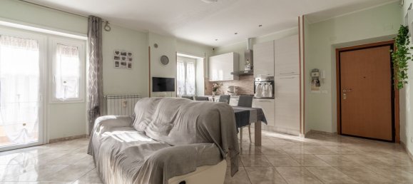 Apartamento de 3 habitaciónes en Tivoli, Italy No. 270348 2