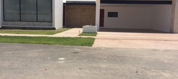 3 bedrooms House in Yucatan, Mexico No. 186912 2