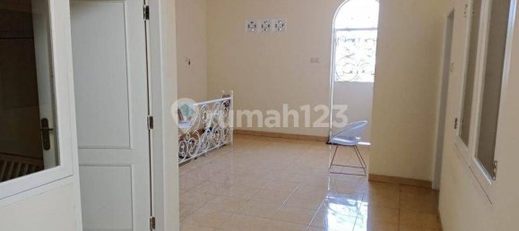 4 bedrooms House in Tanjung Priok, Indonesia No. 1809 36