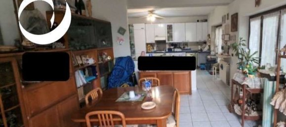 5 Schlafzimmer Wohnung in Brembate, Italy, Nr. 357991 3