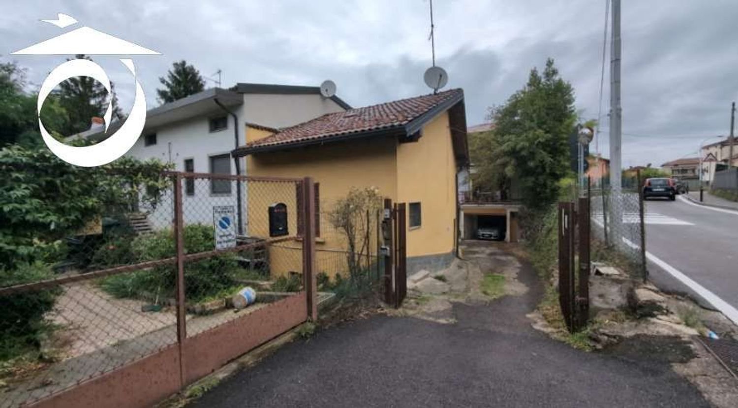 5 Schlafzimmer Wohnung in Brembate, Italy, Nr. 357991