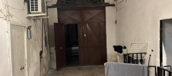Studio in Naples, Italy, Nr. 27074 11