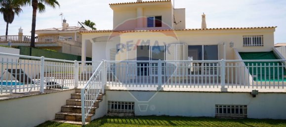 Casa de 4 dormitorios en Guia, Portugal No. 22510 6