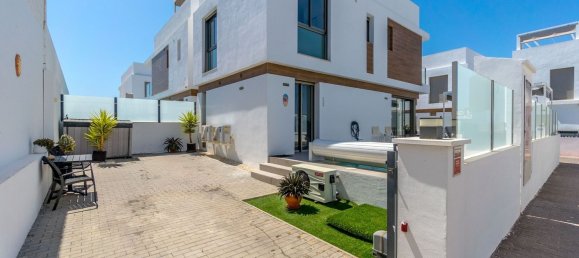 4 Schlafzimmer Villa in Alicante, Spain, Nr. 182824 37