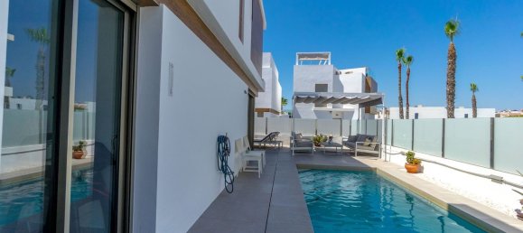 4 Schlafzimmer Villa in Alicante, Spain, Nr. 182824 36