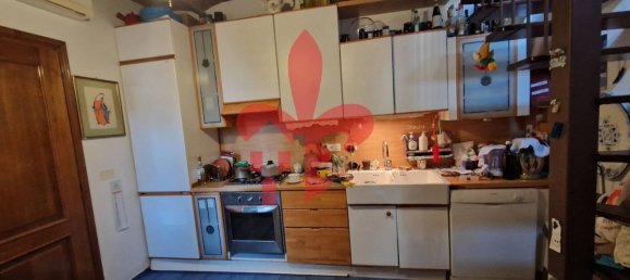 5 rooms Apartment in Florence, Italy No. 214659 7