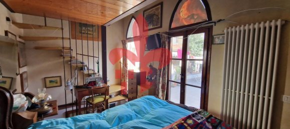 5 rooms Apartment in Florence, Italy No. 214659 19