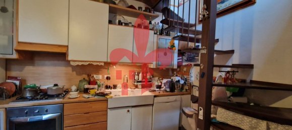 5 rooms Apartment in Florence, Italy No. 214659 5