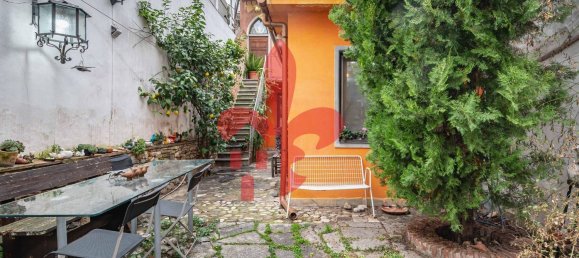 5 rooms Apartment in Florence, Italy No. 214659 36