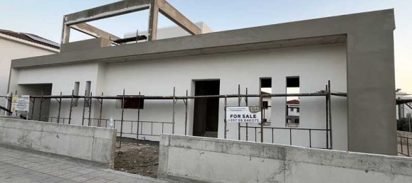 5 bedrooms Villa in Livadia, Cyprus No. 20381 2