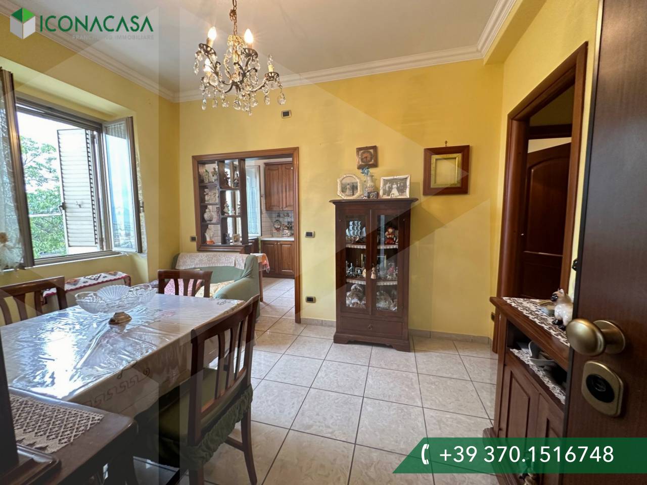 Квартира с 3 комнатами в Авеццано, Италия № 28729