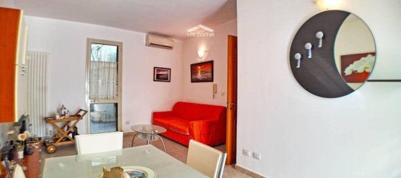 4 rooms House in Ortelle, Italy No. 33371 10
