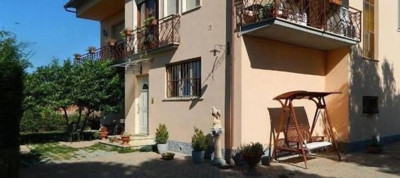 9 bedrooms House in Foiano della Chiana, Italy No. 333634 3