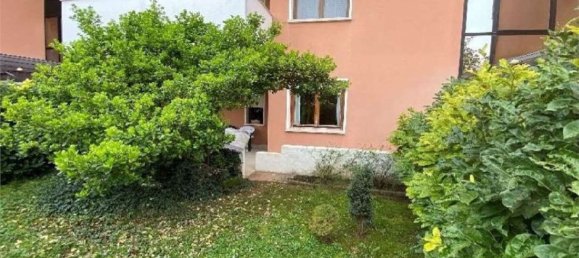 5-salle Appartement à Pordenone, Italy No. 101719 5