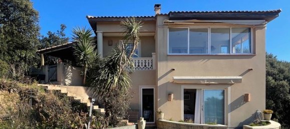 5 bedrooms Villa in Propriano, France No. 272775 3