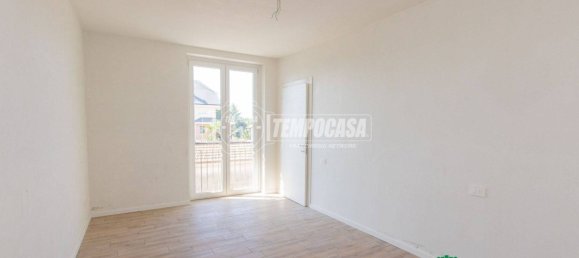 Apartamento T1 em Busto Arsizio, Italy N.º 343470 16