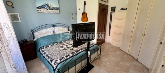 2 bedrooms Apartment in Rome, Italy No. 374158 10