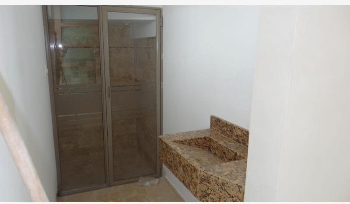 3 bedrooms House in Playa Vicente, Mexico No. 184001