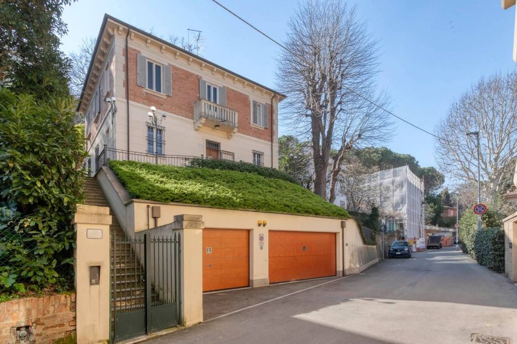 Apartamento de 2 dormitorios en Bologna, Italy No. 332186