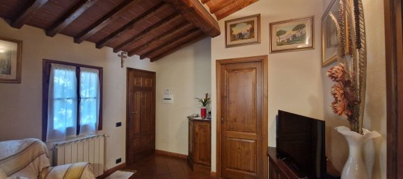 4 rooms Apartment in Reggello, Italy No. 157868 6
