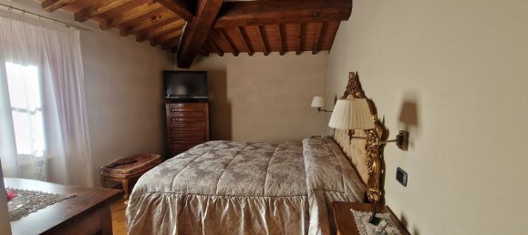 4 rooms Apartment in Reggello, Italy No. 157868 16