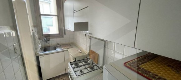 4 rooms Apartment in Bologna, Italy No. 17933 9