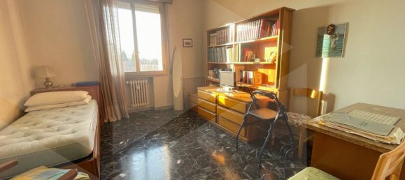 4 rooms Apartment in Bologna, Italy No. 17933 28