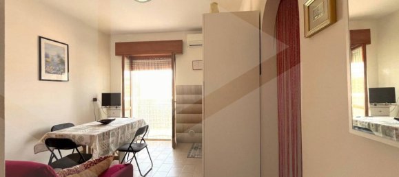 Квартира с 2 комнатами в Кампомарино, Италия № 28934 5