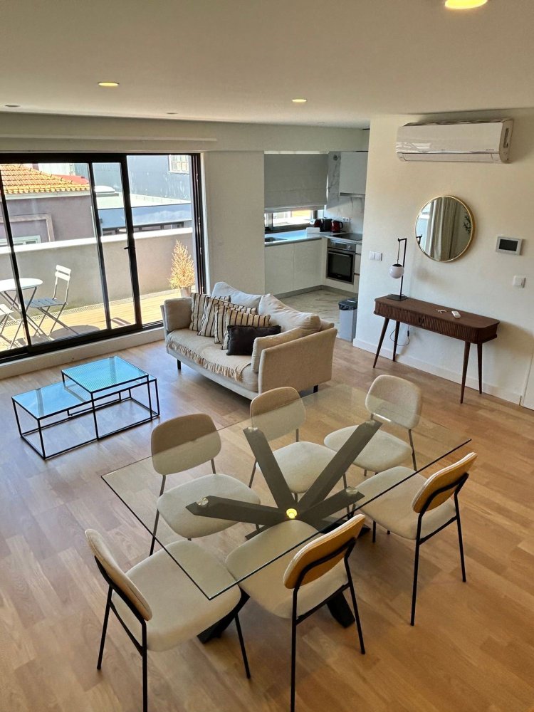 3 bedrooms Duplex in Porto, Portugal No. 299326