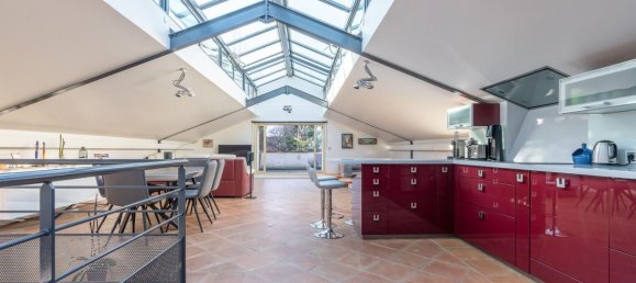 3 bedrooms Apartment in Nogent-sur-Marne, France No. 327096 2