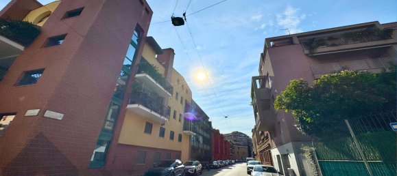 2-salle Appartement à Milan, Italy No. 351354 12