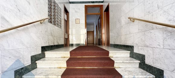 2-salle Appartement à Milan, Italy No. 351354 2