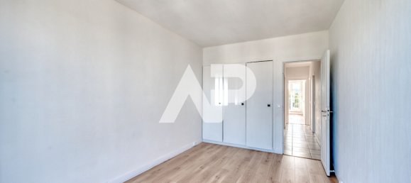 3 bedrooms Apartment in Rueil-Malmaison, France No. 321120 8