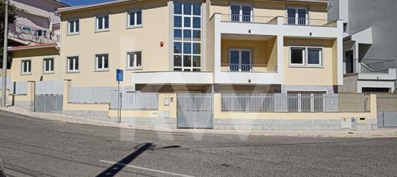 11 bedrooms House in Cascais, Portugal No. 127612 2