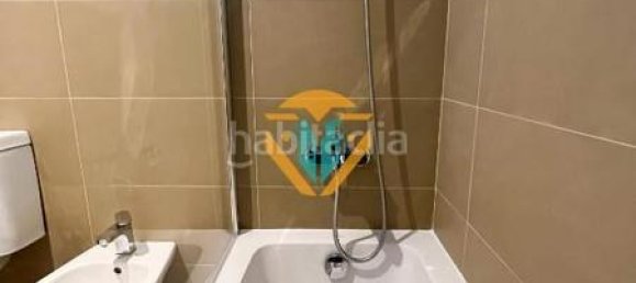 Apartamento de 2 dormitorios en Benidorm, Spain No. 88104 19