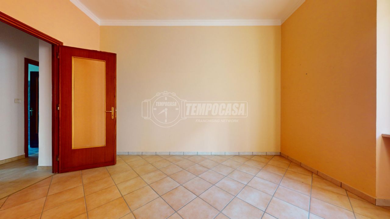 2 Schlafzimmer Wohnung in Cuneo, Italy, Nr. 135004