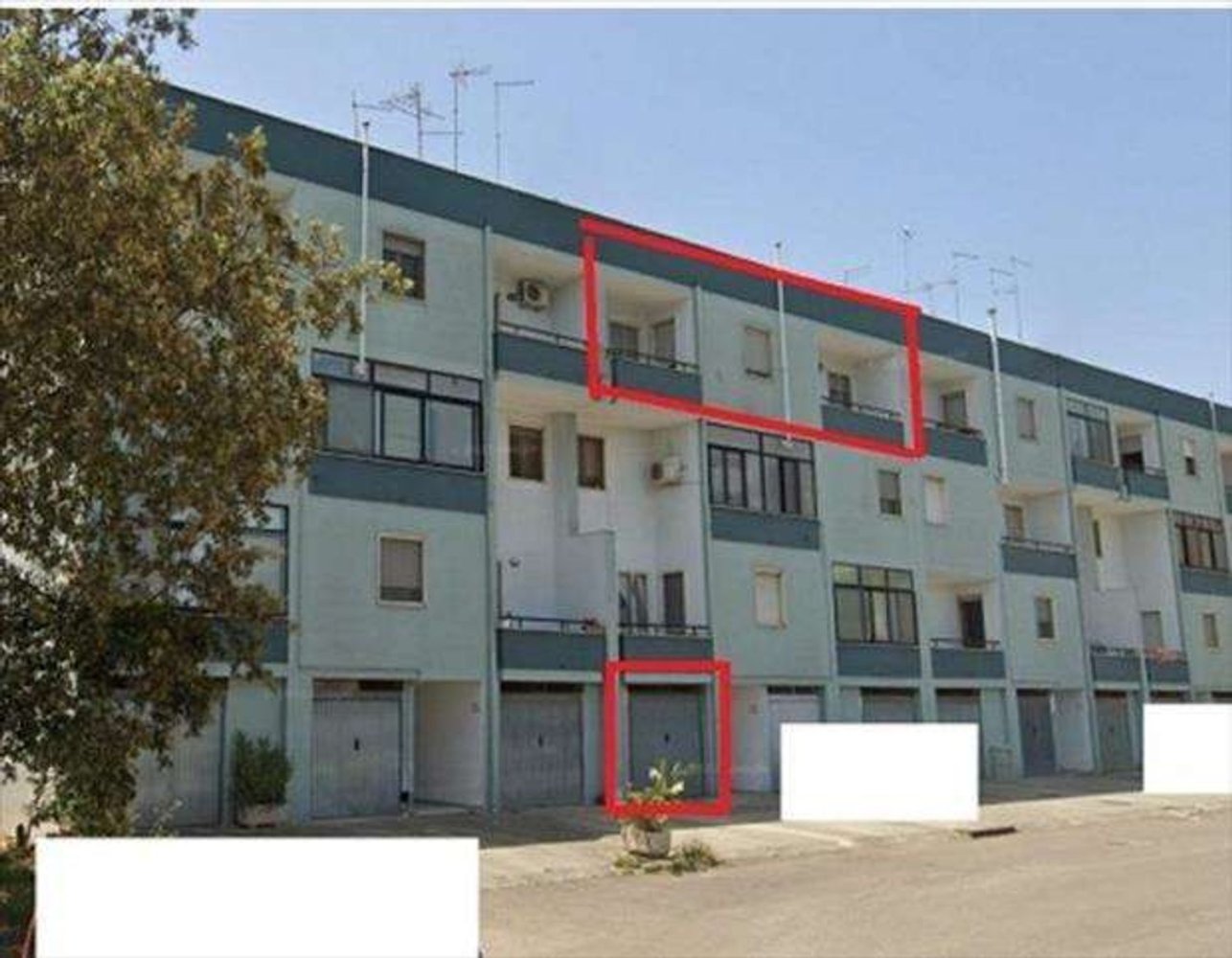 7غرفة منزل في Campi Salentina, Italy رقم 215407