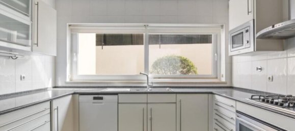 5 bedrooms Villa in Cascais, Portugal No. 146179 12